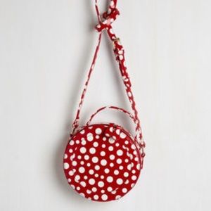 Red circle bag